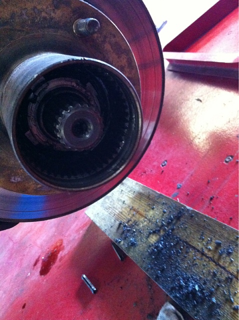 95 150 wheel bearing removal/hub assembly removal-image-1102492215.jpg