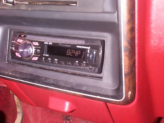 Speaker box for a 89 std cab-001.jpg