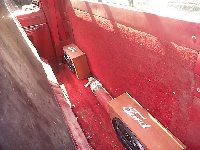 Speaker box for a 89 std cab-057.jpg