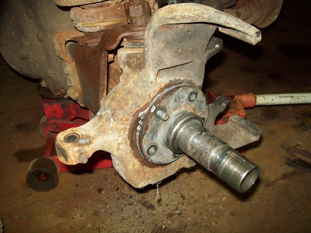 Can't find studs for front axle spindle-random-081.jpg