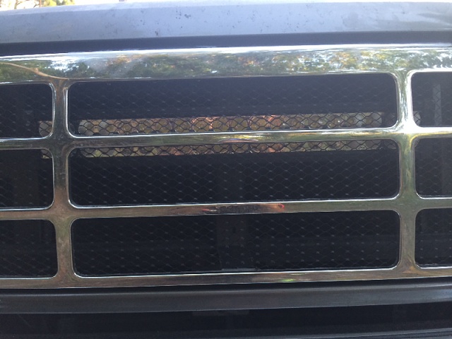 Stock grille with mesh and light bar-image-3826941319.jpg