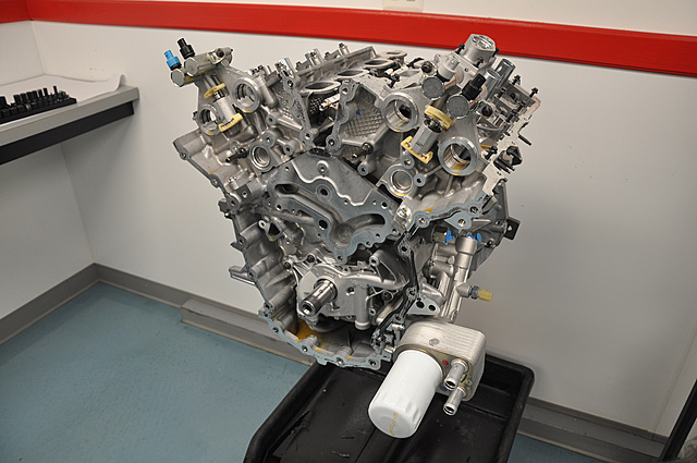 Livernois Motorsports Powerstorm 3.5L Race Series Engine Build!-1-covers-off-small.jpg