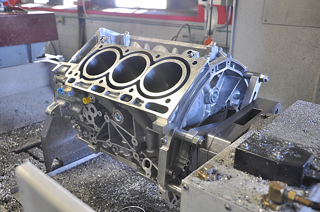Livernois Motorsports Powerstorm 3.5L Race Series Engine Build!-3-machie-small.jpg