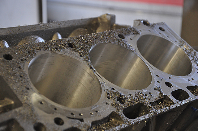 Livernois Motorsports Powerstorm 3.5L Race Series Engine Build!-4-bore-cutting-small.jpg