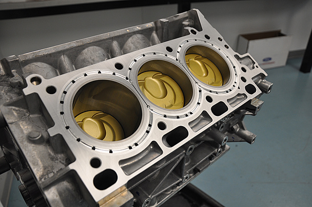 Livernois Motorsports Powerstorm 3.5L Race Series Engine Build!-2-pistons-small.jpg