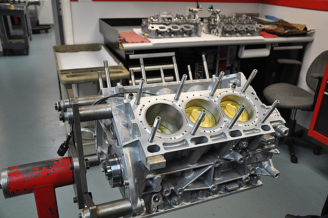 Livernois Motorsports Powerstorm 3.5L Race Series Engine Build!-7-head-studs-n-small.jpg
