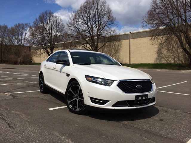 2014 Ford Taurus SHO AWD-image-238385137.jpg