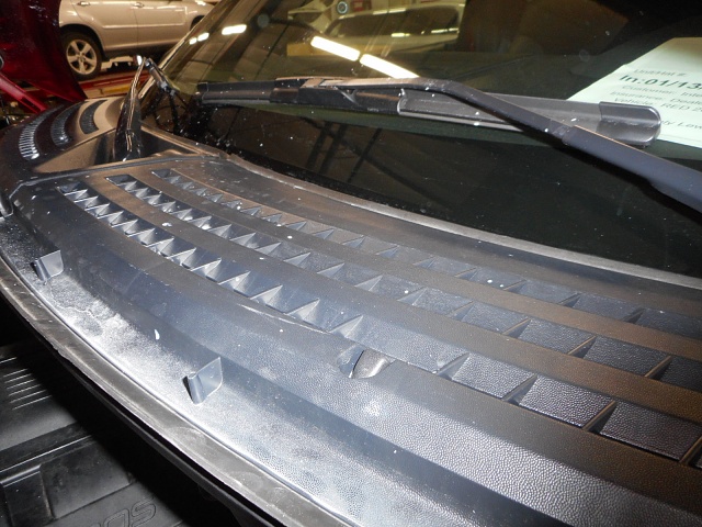 Damage to truck while at Dealer for oil change-truck-pic2.jpg