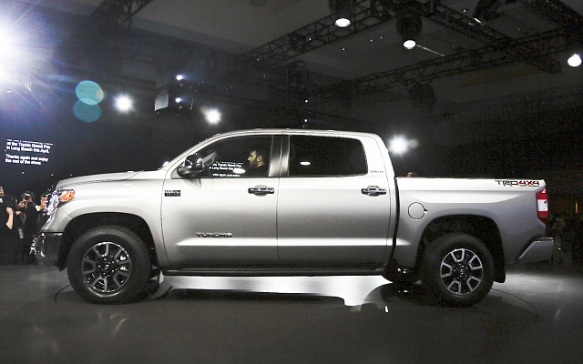 Is the 2015 Supercab larger?-2014-toyota-tundra-side-3.jpg