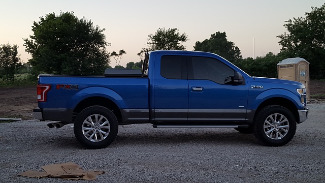 Not many pics of 2015 Blue flame with aftermaket wheels-20150723_203755.jpg