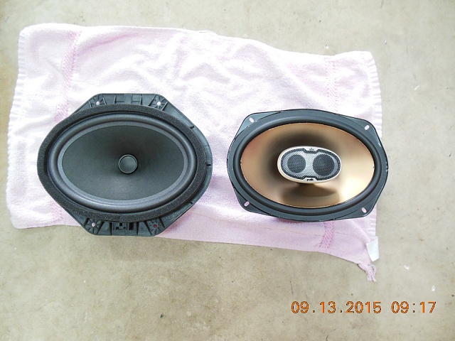 Speaker Sizes - w/o Kicker or Sony Upgrade-dscn0315.jpg
