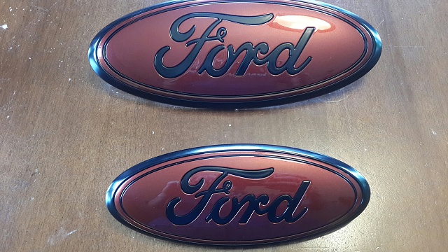 Customized fender and tailgate badges-yimg-1061509811-1-1408787753.jpg