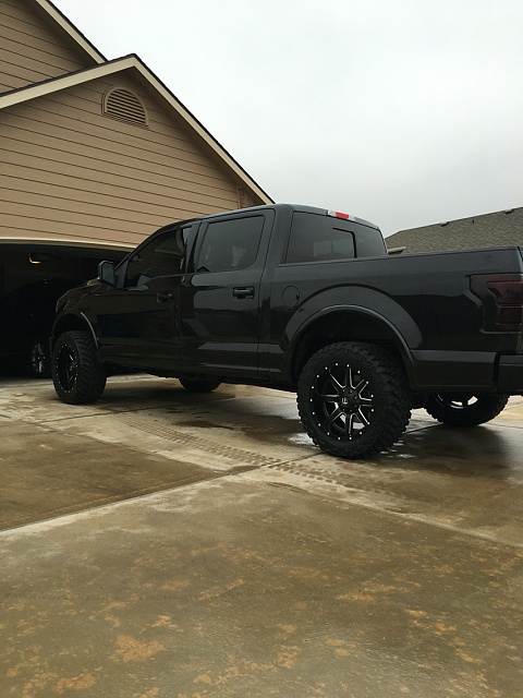 New Wheels and Tires on 2.5&quot; level-photo752.jpg