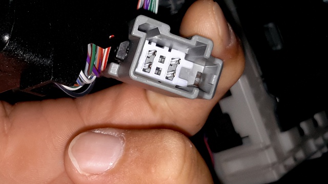 Unused connector, under d.s. dash...-14725112243481550464449.jpg