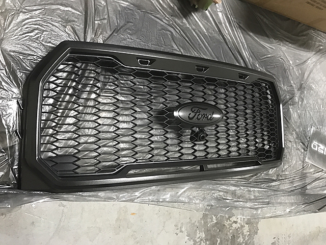 Custom Paramount Grille build-photo432.jpg