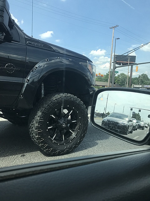 Anyone know these wheels?-2017-06-17-16.07.55.jpg