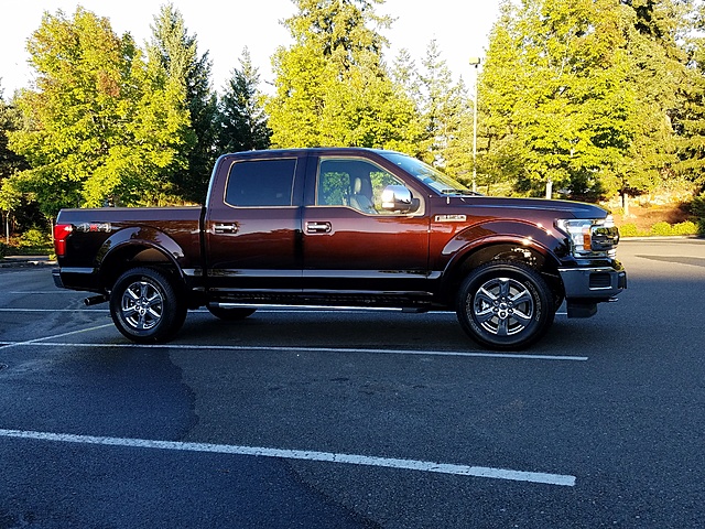 Just picked up a 2018 Magma Red Lariat F150-20170902_072203.jpg