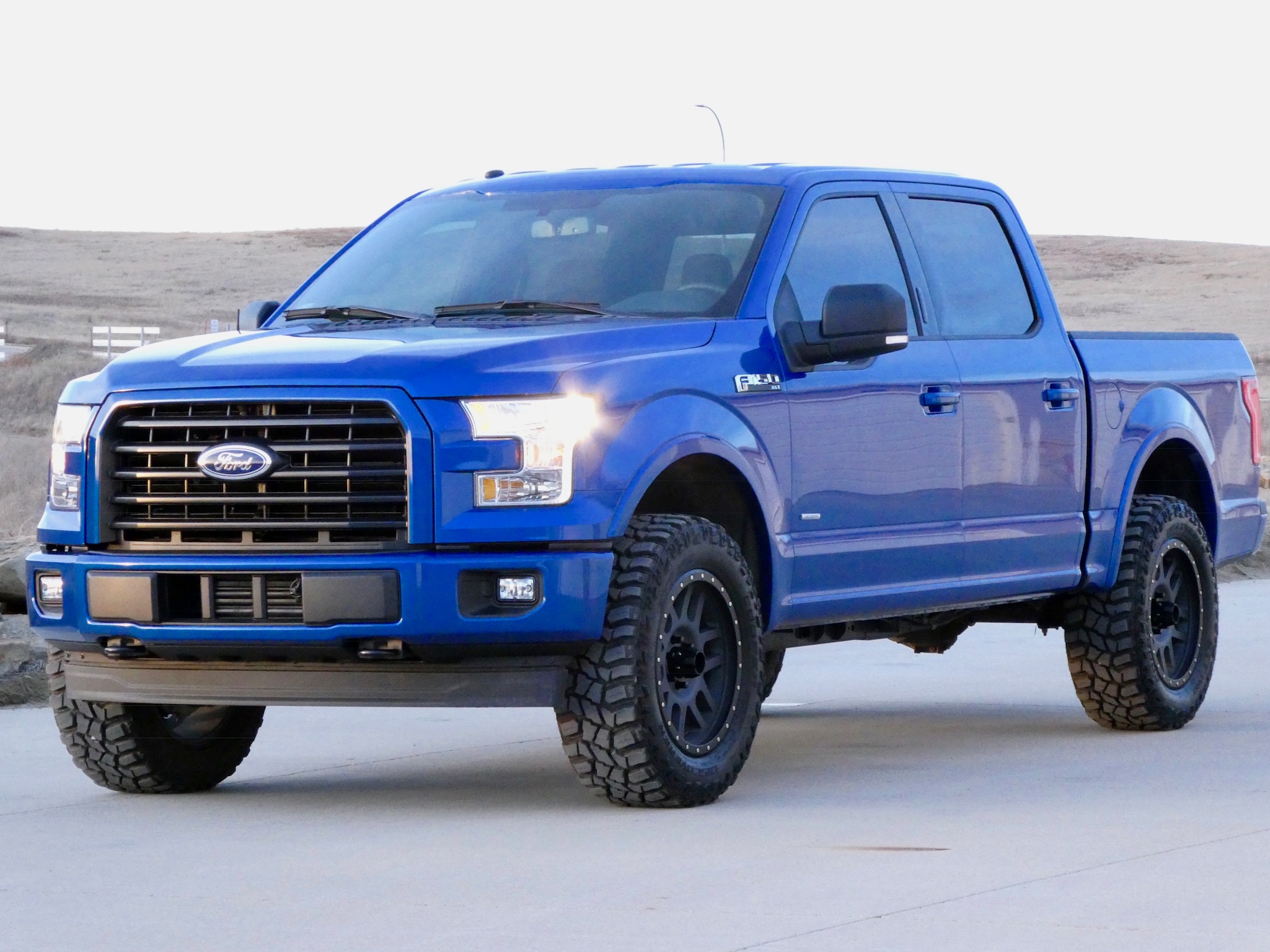 Lightning Blue!! - Damn that's one gorgeous color - Show yours please. -  Page 2 - Ford F150 Forum - Community of Ford Truck Fans