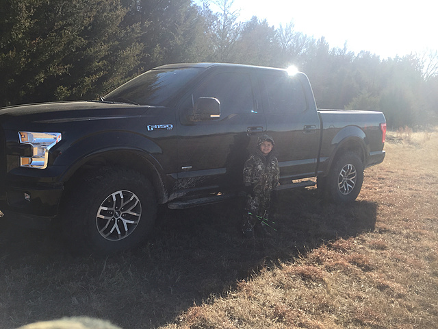 2015 Black F-150 XLT 302A w/ leather seats-photo475.jpg