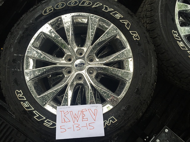 2015 F-150 Lariat/Platinum? style 20&quot; Wheels and Goodyear Wrangler Kevlar Tires-img_0590.jpg