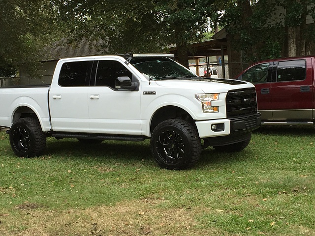 2015 lariat sport grill-photo911.jpg