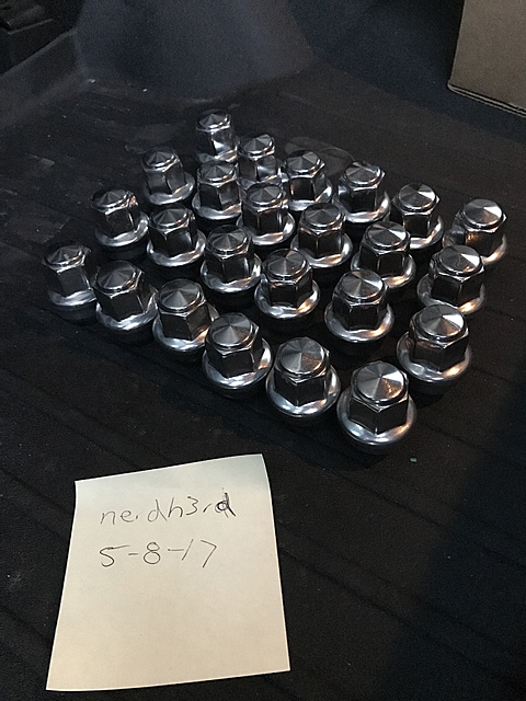 For Sale or Trade: 15-17 stainless steel lug nuts-img_2100.jpg