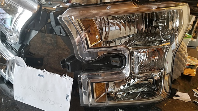 For Sale: 2017 OEM XLT HALOGEN HEADLIGHTS-20180113_114147.jpg