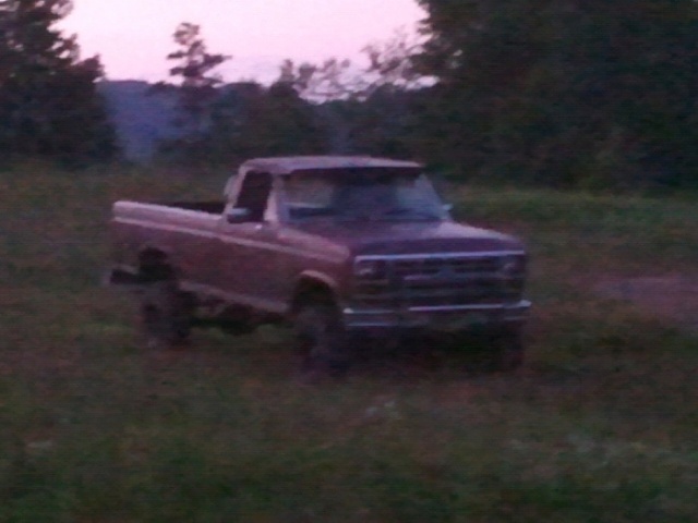 Let's see your classic FORD rigs!!!-forumrunner_20110720_115205.jpg