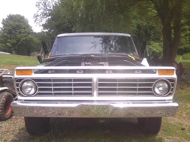 Let's see your classic FORD rigs!!!-grille.jpg