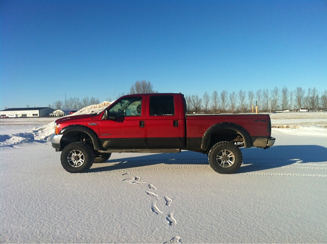 Lifted 7.3 crew cab low km FOR SALE-image-1159197838.jpg