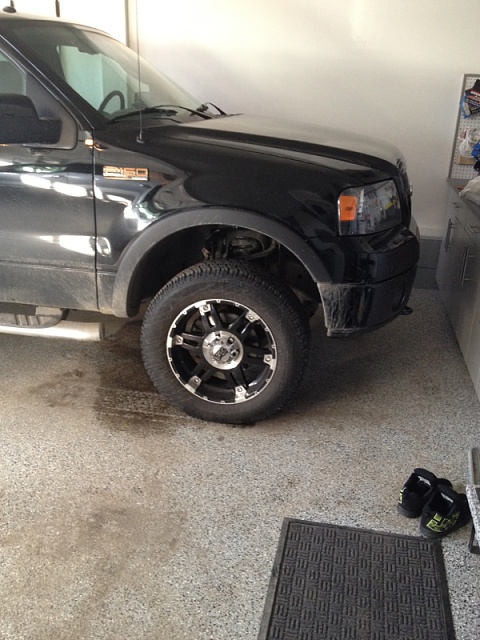 Show me ur leveled or 4in lifted screws-image-4102999210.jpg