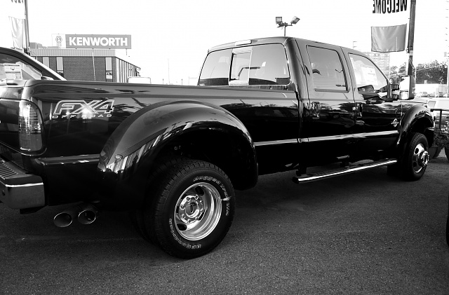 First Heavy Tow 5.0 after Owning Diesel-superduty-powerstroke_02r.jpg