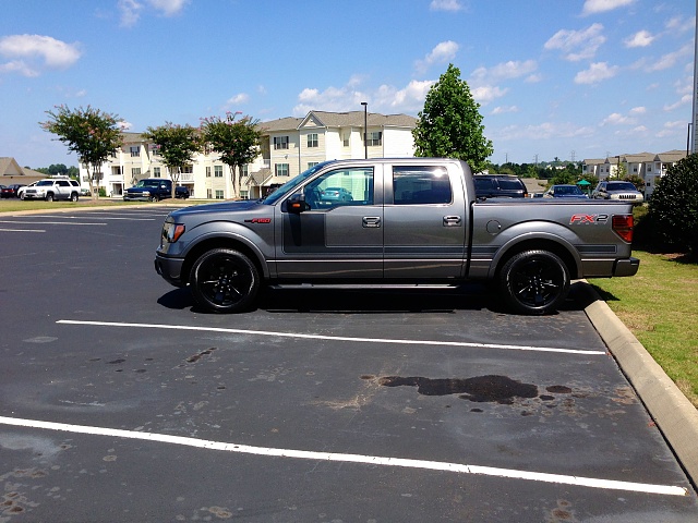 HELP! Am I crazy? Trading from '12 FX2 to '13 FX4? Both loaded.-img_5031.jpg