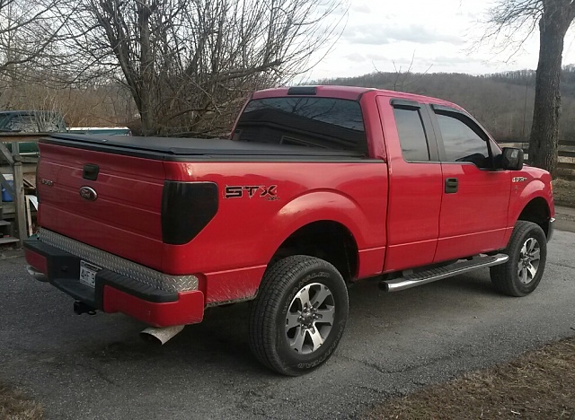 Red trucks! Post up.-20140220_170608-1.jpg