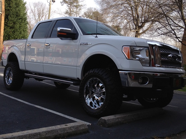 SHOW OFF THOSE LIFTED F150s!-image-3934328390.jpg