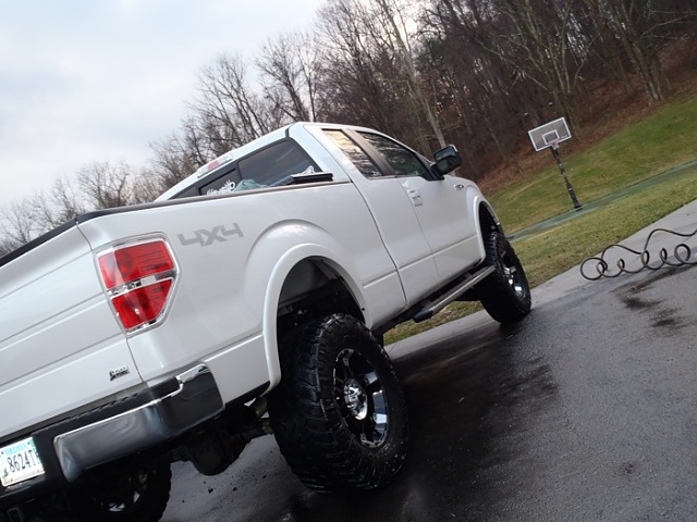 SHOW OFF THOSE LIFTED F150s!-p1070016.jpg