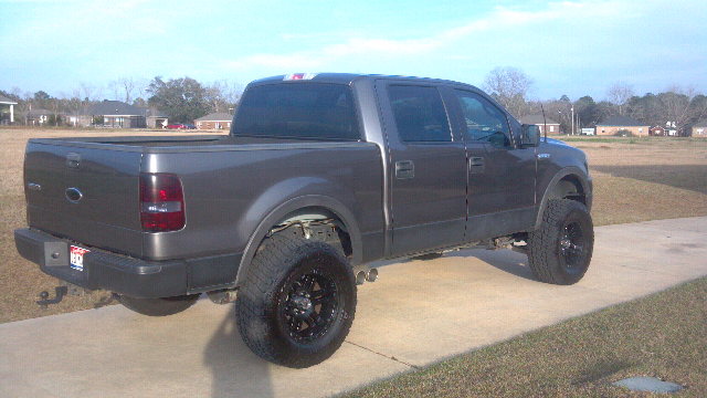 Just washed the truck with Optimum No Rinse Wash....not to bad.-forumrunner_20120217_163717.jpg