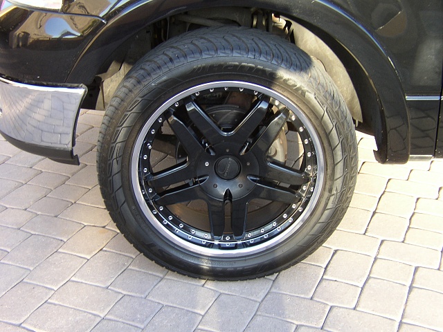 22&quot; Symbolic XR25 Blk Wheels w/ New Hankook Tires-p1010015.jpg