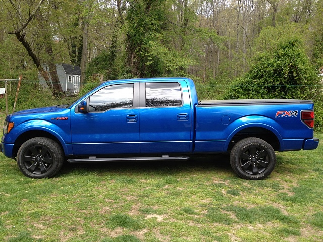 Proud owner of a new 2012 F-150 FX4 Eco-photo.jpg
