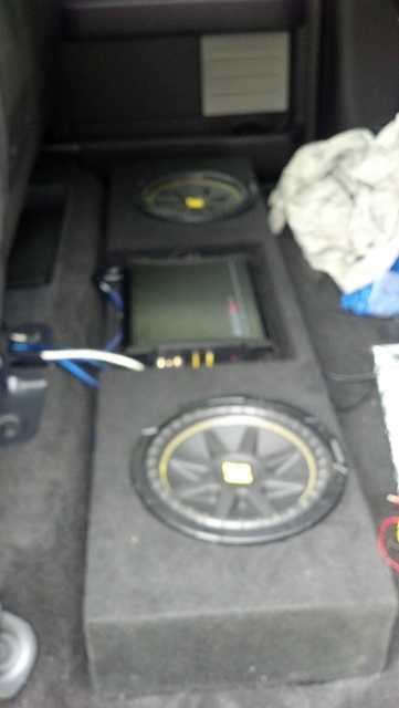 Dual 10's and Amp installed 2012 s-crew!-2012-08-01_09-35-10_630.jpg
