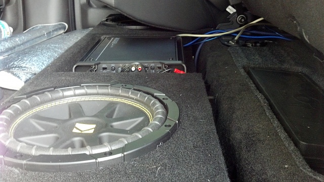 Dual 10's and Amp installed 2012 s-crew!-2012-08-01_11-22-06_757.jpg