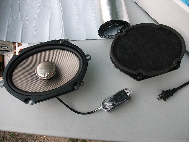 Front Door Speakers in, Thinking about sub upgrade, thoughts?-dscf4568.jpg