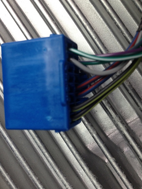 Wiring Harness for factory amp connectors-blue-connector-amp-wire-colors.jpg
