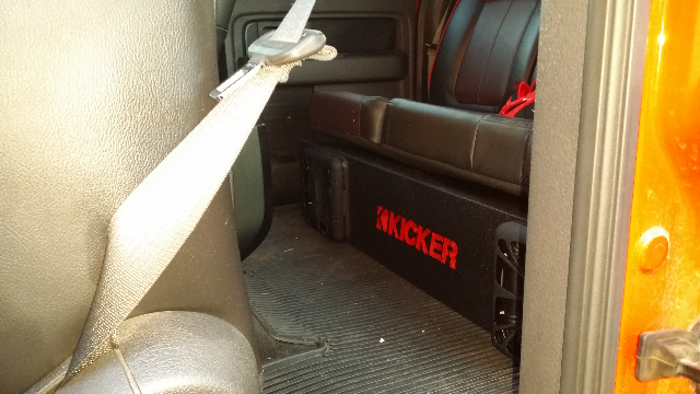 kicker solobaric 8's 2012 FX4 supercrew-forumrunner_20150323_191943.jpg