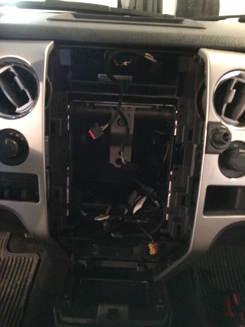 Maestro Radio Replacement Solution - 2013/14 F150 with 4.3 Inch Screen INSTALLED-img_0687.jpg