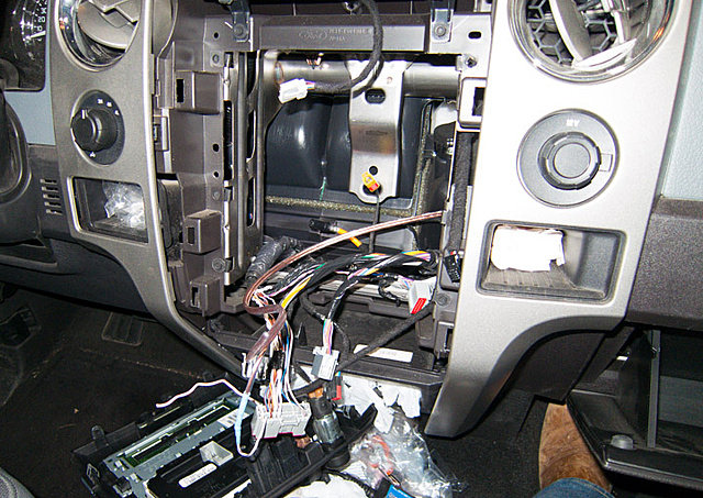 2012 F-150 OEM Heaunit Characterization and Audio System Install-xrychm9.jpg