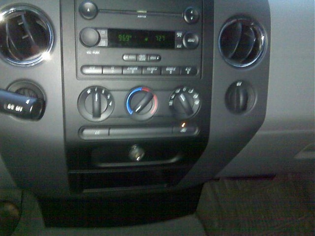 2007 stereo removed-truck.jpg