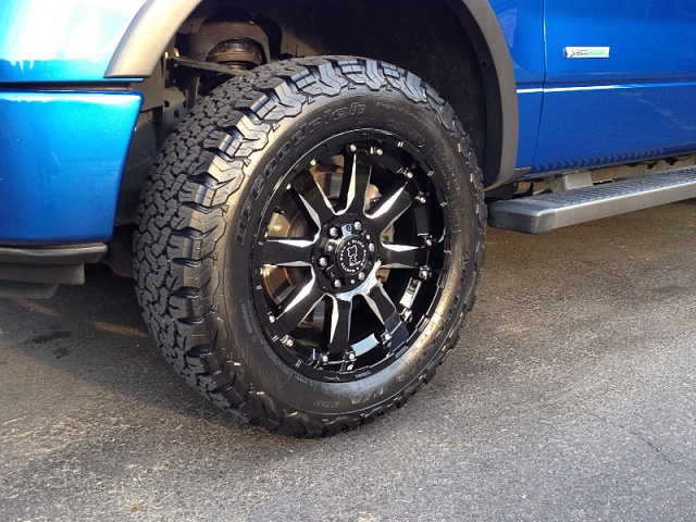 New  Tires(275/60/r20) And wheels installed-image-3053983716.jpg