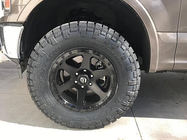 Ridge Grap/KO2 reco as close to 35&quot; as can for 18&quot; rims on '18 Lariat-img_3631.jpg