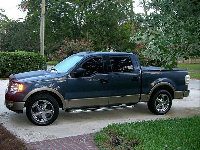 Nominations for Truck of the Month-2004-lariat.jpg